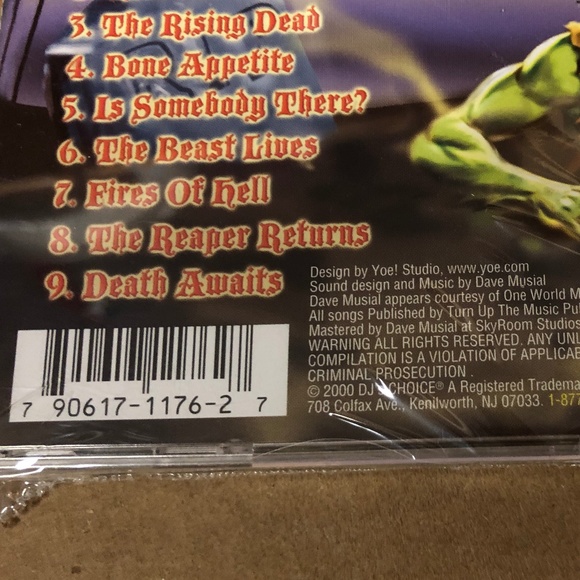 SALE New Sealed Halloween CD Fright Night Turn Up the Music 2000 - Picture 4 of 7